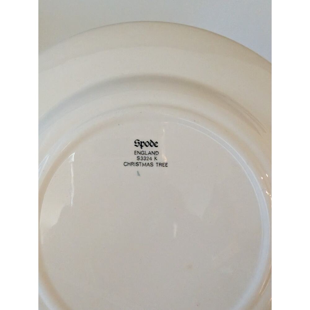 Vintage Spode “Christmas Tree” Salad Plates — Set of 4 — 7.75″ — Made in England - Picture 4 of 6
